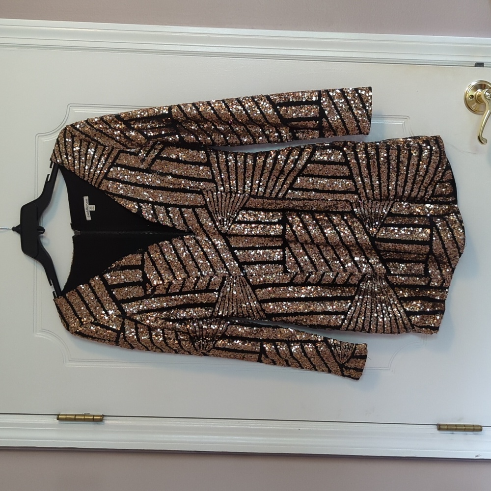 Black and gold sequin cocktail dress size Medium